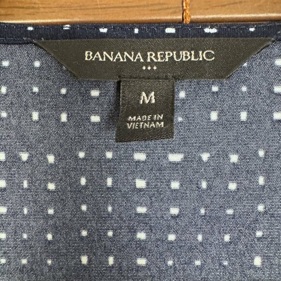 Banana Republic Navy Dotted Wrap Blouse - Size M - Picture 5 of 7